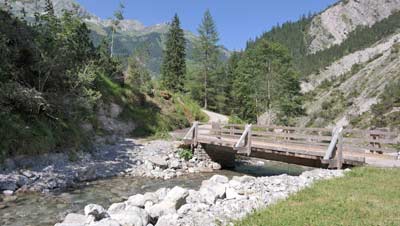 Brücke über den Matonabach